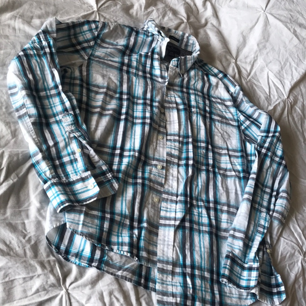 American Eagle Button Up Shirt